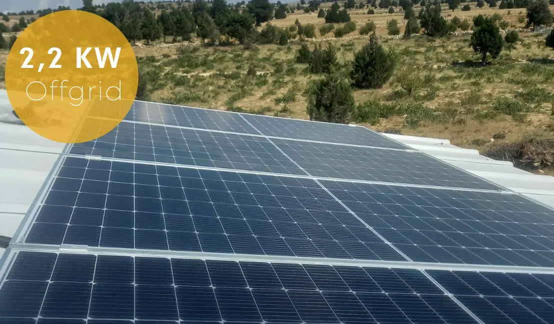 2,2 kW off-grid güneş paneli kurulumu